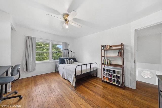 861 Hill Ave, Glen Ellyn, IL 60137 - bedroom with hardwood / wood-style floors, an office area, and a ceiling fan