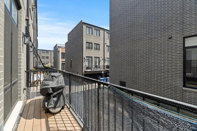 6223 S Ellis Ave, Chicago, IL 60637 - balcony featuring grilling area