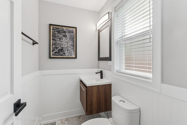 447 W Harrison Rd, Lombard, IL 60148 - photo 5