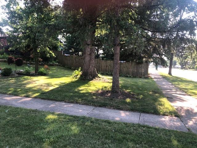 9300 S 83rd Ave, Hickory Hills, IL 60457