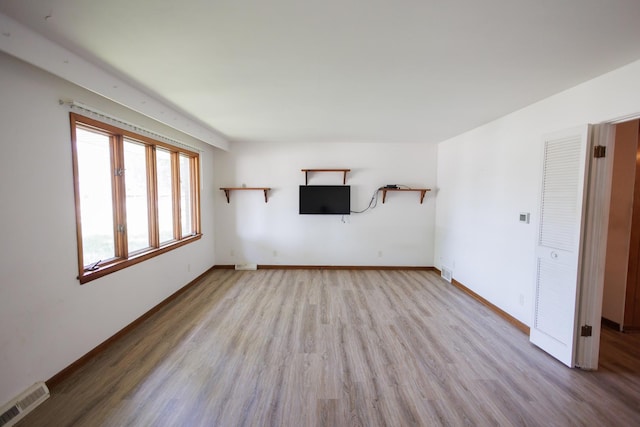 680 S Center Ave, Bradley, IL 60915 - unfurnished room featuring light wood finished floors