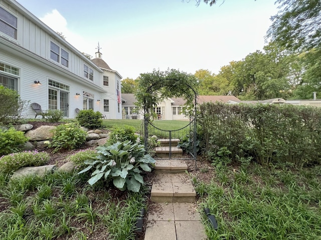 204 Country Commons Rd, Trout Valley, IL 60013 - view of yard