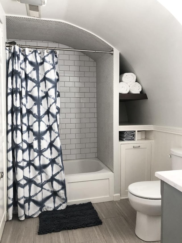 204 Country Commons Rd, Trout Valley, IL 60013 - full bath with wood finished floors, vanity, shower / bath combination with curtain, and wainscoting