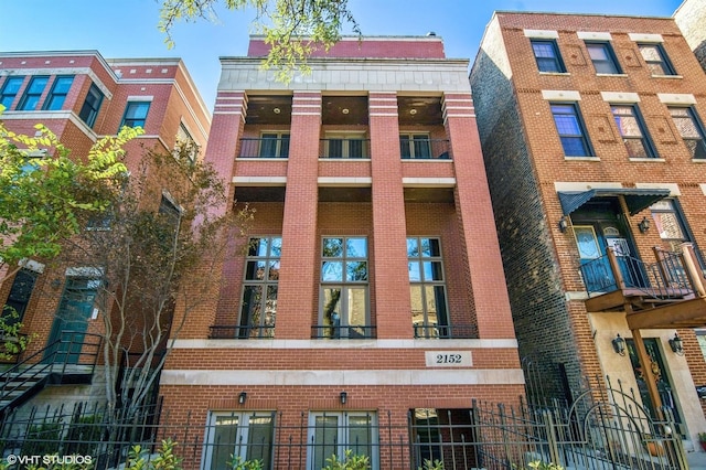 2152 N Racine Ave Unit 2, Chicago, IL 60614 - photo 1