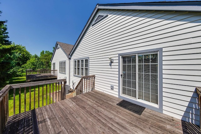 1538 Queen Ann Ln, Gurnee, IL 60031 - wooden deck with a yard