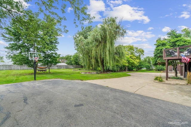51 Chippewa Dr, Oswego, IL 60543 - view of yard