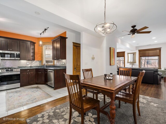 3723 N Wolcott Ave, Chicago, IL 60613 - photo 9