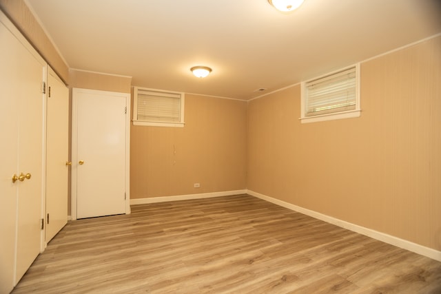 2900 W Birchwood Ave, Chicago, IL 60645 - unfurnished bedroom with light wood-style flooring and a closet