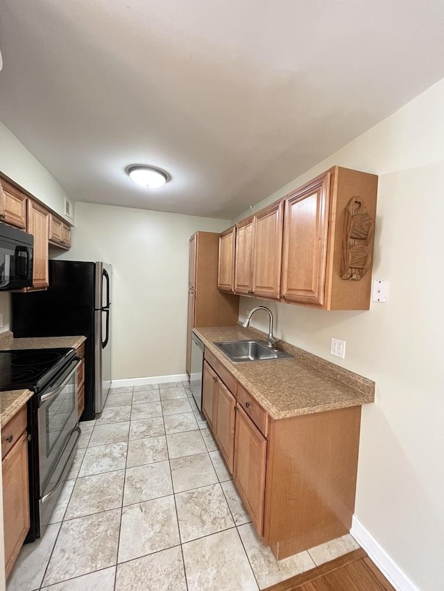 6156 Knoll Way Dr Unit 101, Willowbrook, IL 60527 - kitchen with stainless steel appliances and light countertops