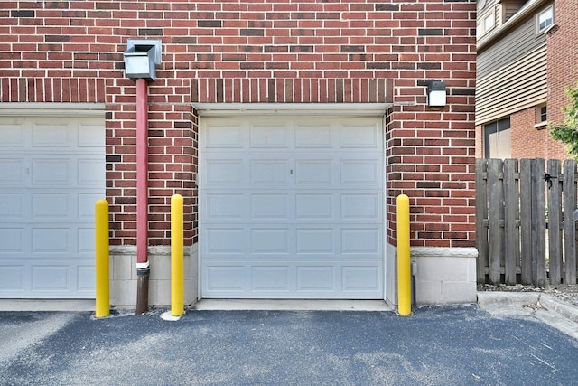 111 N Larch Ave Unit 206, Elmhurst, IL 60126 - view of garage