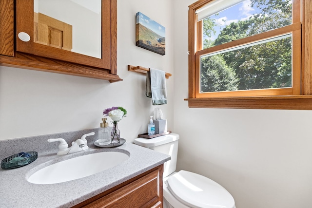 674 Carriage Dr, Batavia, IL 60510 - half bath with toilet and vanity