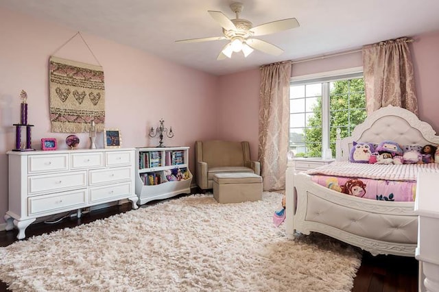 12499 Ayrshire Ln, Loves Park, IL 61111 - bedroom featuring a ceiling fan and wood finished floors