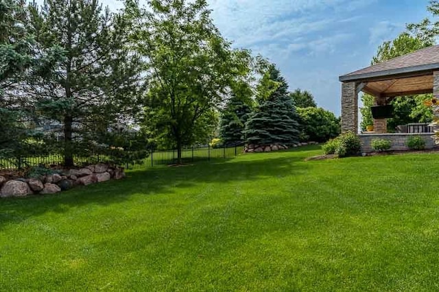12499 Ayrshire Ln, Loves Park, IL 61111 - view of yard