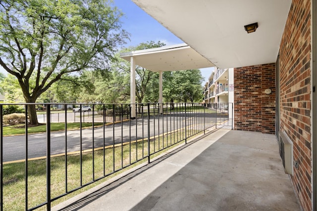 1150 E Jackson St Unit 1A, Lombard, IL 60148 - view of patio / terrace