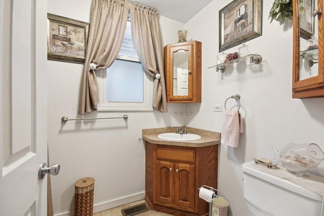 4842 S Wallace St, Chicago, IL 60609 - half bathroom featuring toilet and vanity
