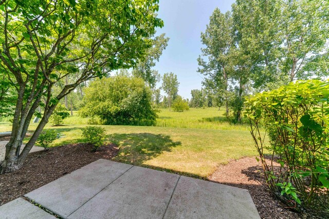 121 Polaris Dr, Lake In The Hills, IL 60156 - photo 20