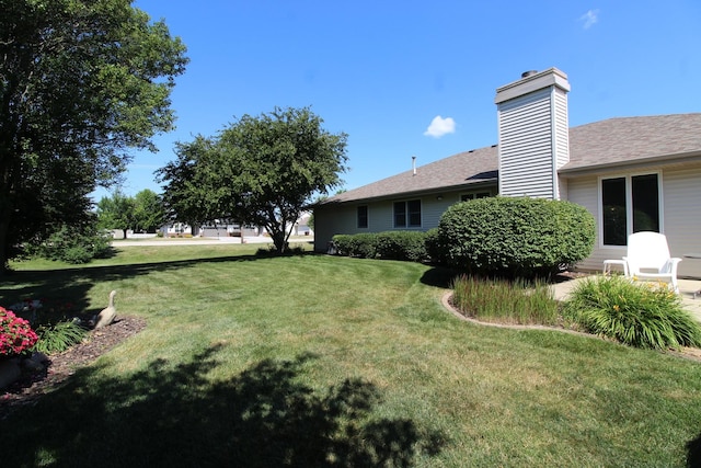 396 W 8th St, Manteno, IL 60950 - view of grassy yard