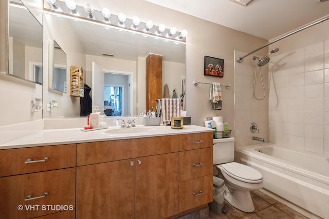 525 W Superior St Unit 224, Chicago, IL 60654 - bathroom featuring washtub / shower combination, vanity, and tile patterned flooring