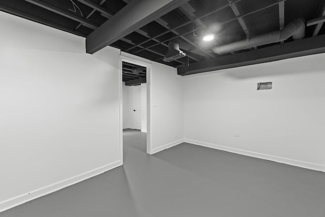 341 Tanager Dr, Woodstock, IL 60098 - finished basement with baseboards
