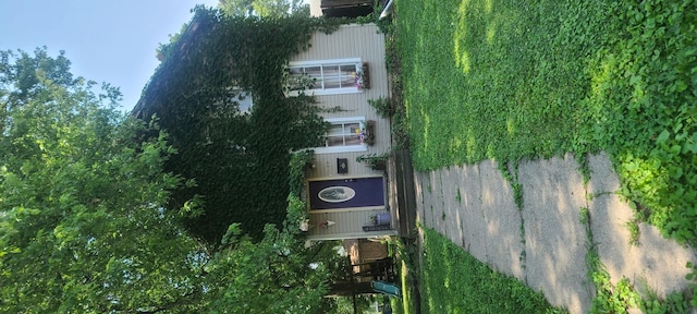 109 S 6th Ave, Sterling, IL 61081 - view of front of house