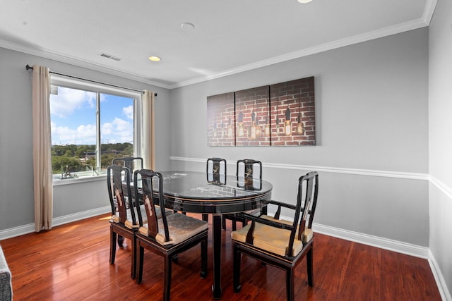 1777 W Crystal Ln Unit 711, Mount Prospect, IL 60056 - dining room featuring wood finished floors, ornamental molding, and recessed lighting