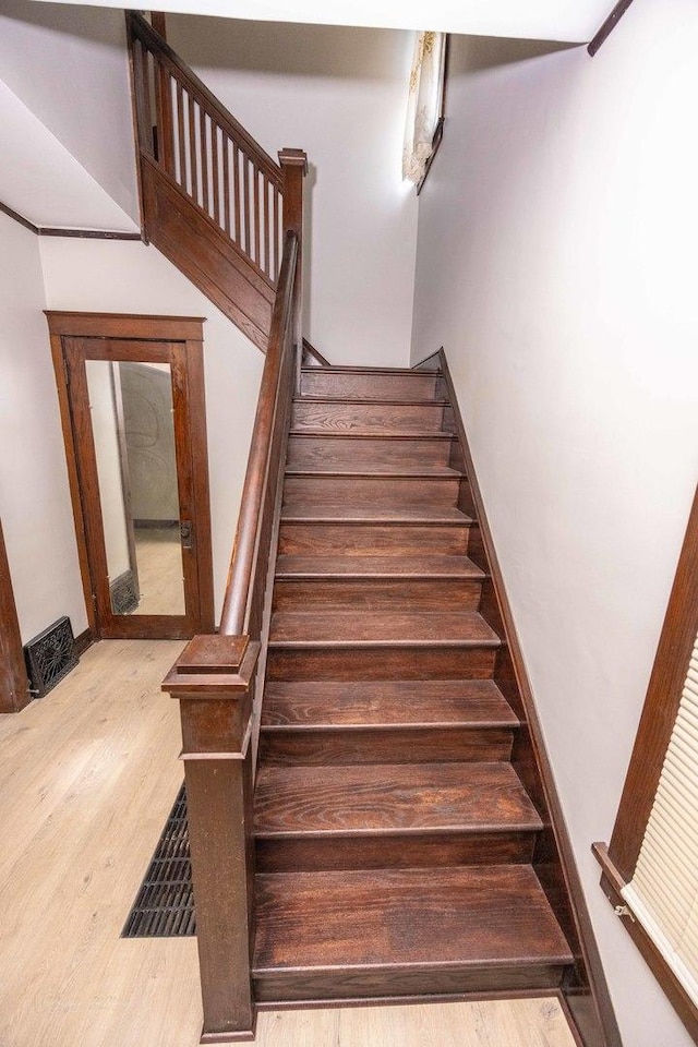523 Wilcox St, Joliet, IL 60435 - photo 17