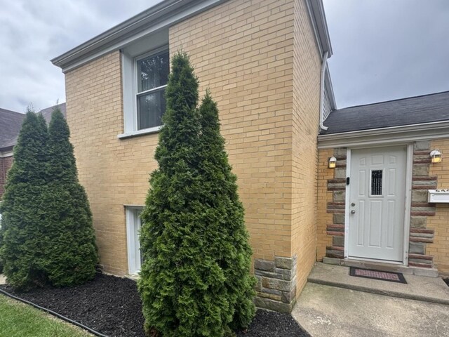6444 S Lavergne Ave, Chicago, IL 60638 - photo 2