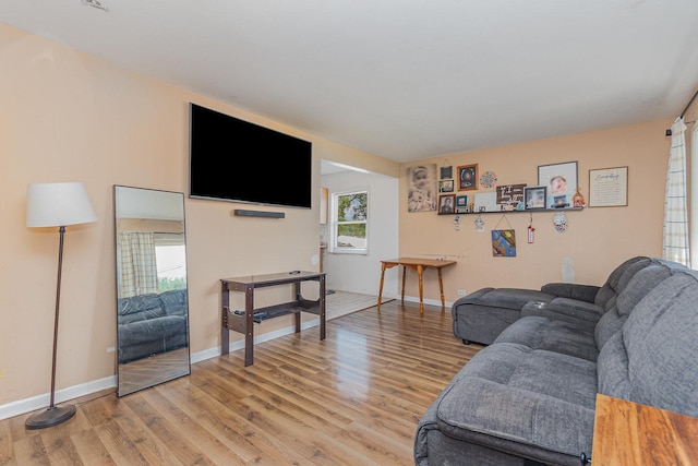 7900 S 86th Ct, Justice, IL 60458 - living area with light wood-type flooring and baseboards
