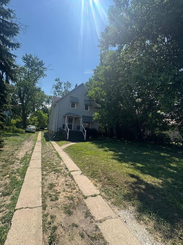 14040 Lincoln Ave, Dolton, IL 60419 - view of grassy yard