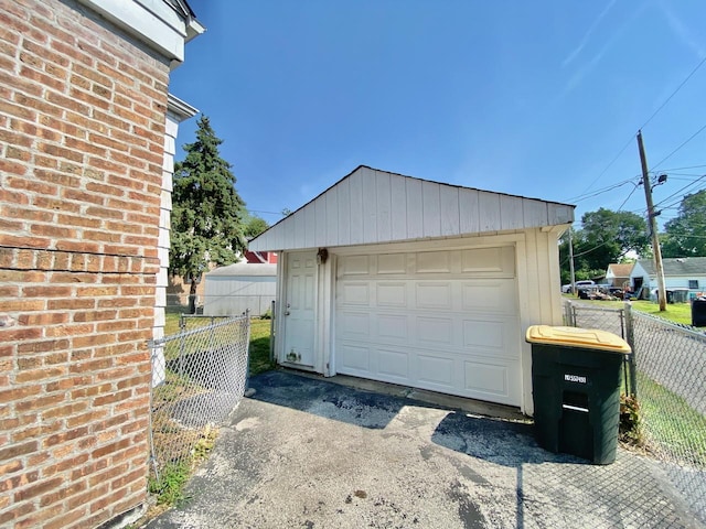 2745 179th St, Lansing, IL 60438 - photo 20
