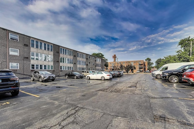 1333 W Touhy Ave Unit 102, Park Ridge, IL 60068 - view of uncovered parking lot