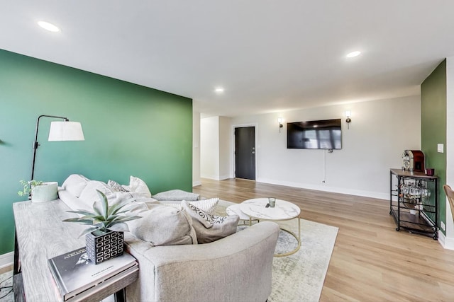 1333 W Touhy Ave Unit 102, Park Ridge, IL 60068 - living area featuring light wood-style floors and recessed lighting