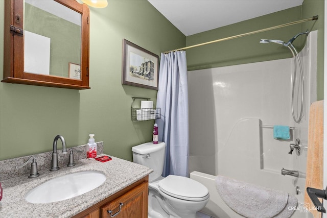 906 Whitetail Ln, Sandwich, IL 60548 - bathroom with shower / tub combo with curtain and vanity