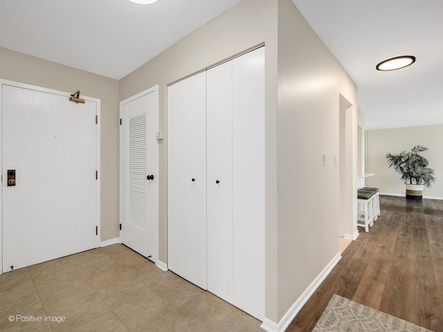 123 Acacia Cir Unit 414, Indian Head Park, IL 60525 - hallway featuring baseboards