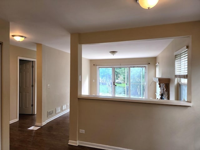 617 E London Ct, Round Lake Beach, IL 60073 - photo 10