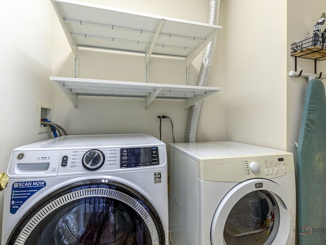 696 S Jade Ln, Round Lake, IL 60073 - washroom with separate washer and dryer