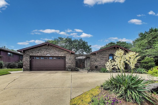 414 N Wolf Rd, Des Plaines, IL 60016 - photo 1