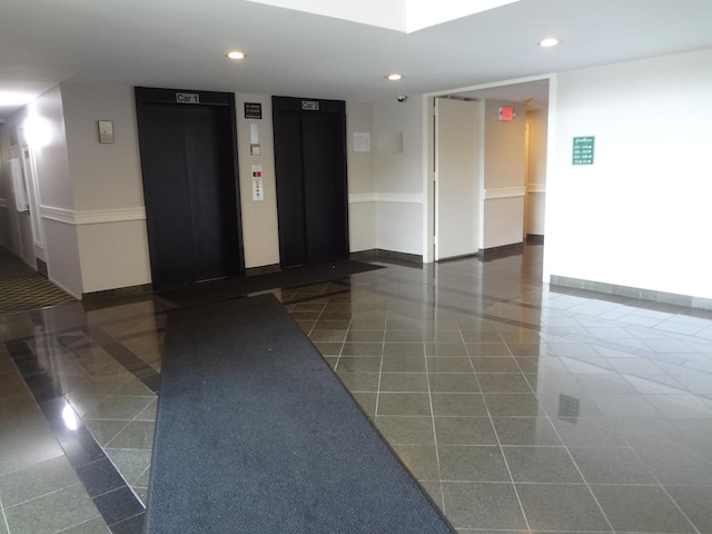 1931 Prairie Sq Unit 329, Schaumburg, IL 60173 - common area with recessed lighting
