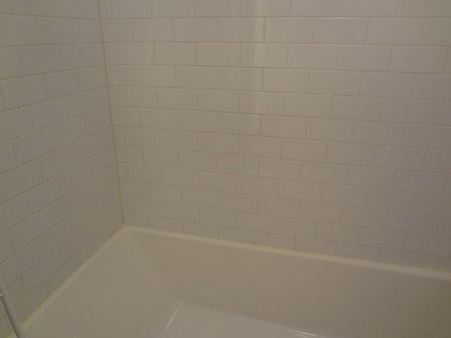 1931 Prairie Sq Unit 329, Schaumburg, IL 60173 - bathroom with a tub and a shower