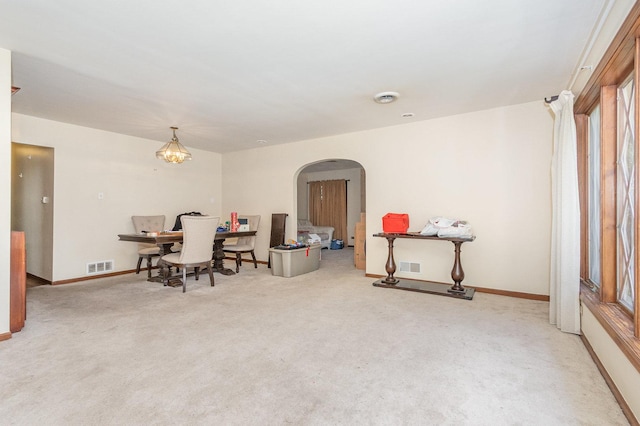 1717 Oak Lane Rd, Flossmoor, IL 60422 - dining space with arched walkways and light colored carpet
