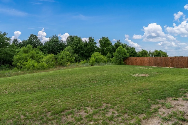 650 Anacostia Dr, Roscoe, IL 61073 - view of yard