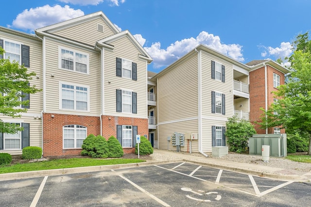 1901 N Lincoln Ave Unit 201, Urbana, IL 61801 - photo 1