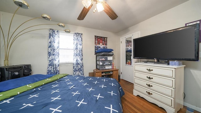 1524 Greenwood Ave, Rockford, IL 61107 - bedroom featuring wood finished floors and ceiling fan