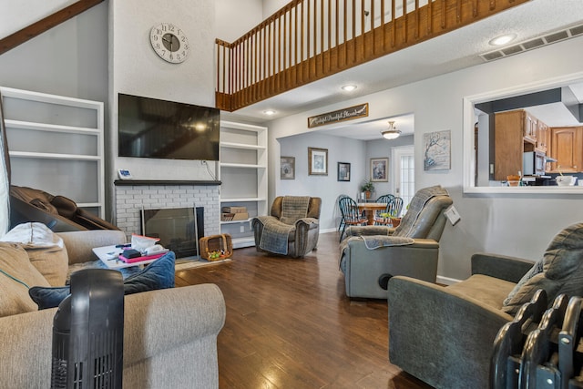101 Carriage Ct, Arthur, IL 61911 - photo 5