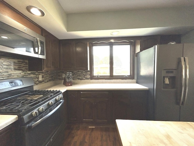 211 N Taylor St, Cherry, IL 61317 - photo 16