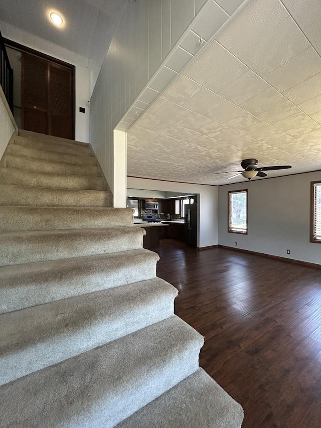 211 N Taylor St, Cherry, IL 61317 - photo 7