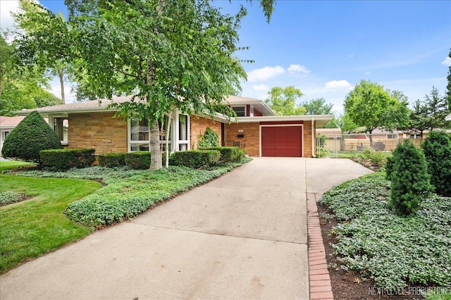 1511 Heather Dr, Aurora, IL 60506 - photo 1