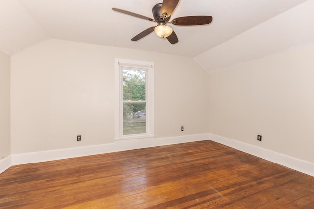 616 N Main St, Pontiac, IL 61764 - bonus room featuring lofted ceiling, a ceiling fan, and hardwood / wood-style flooring