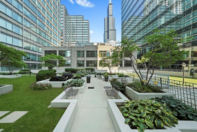 125 S Jefferson St Unit 1702, Chicago, IL 60661 - surrounding community with a city view and a lawn