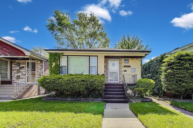 14233 S Wallace Ave, Riverdale, IL 60827 - photo 1